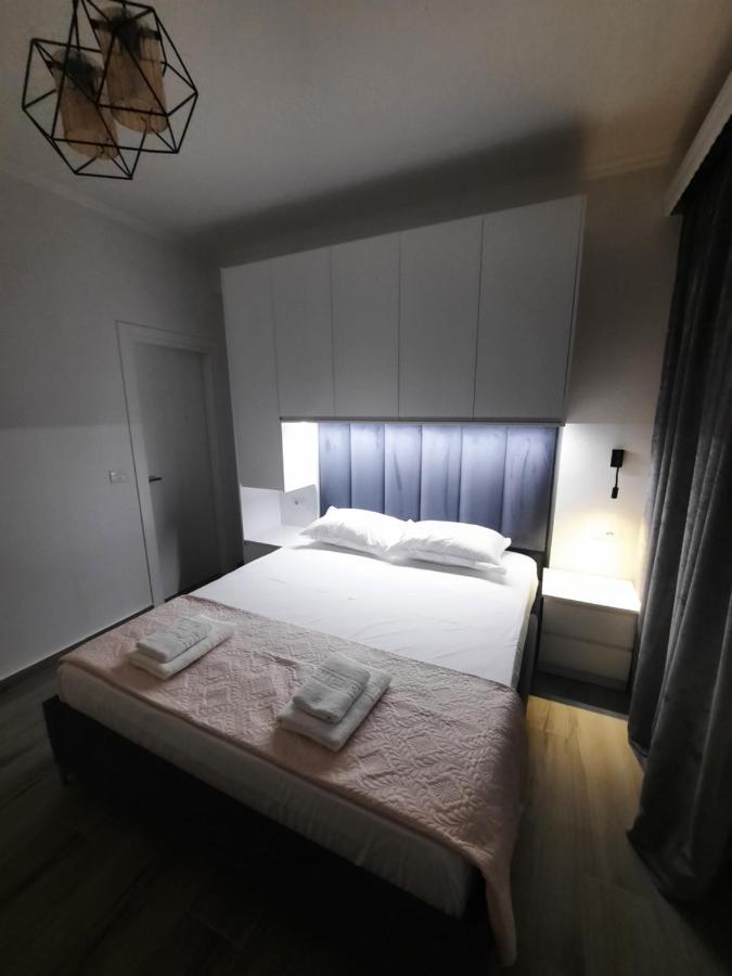 Nora'S Guesthouse Sarandë Eksteriør billede