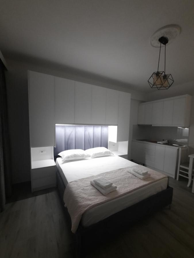 Nora'S Guesthouse Sarandë Eksteriør billede