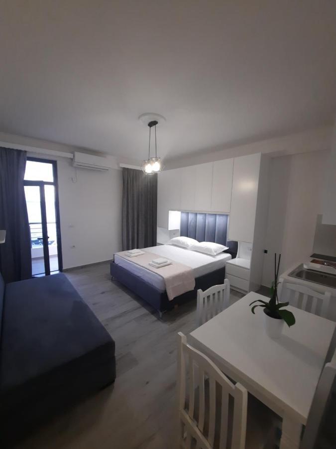 Nora'S Guesthouse Sarandë Eksteriør billede