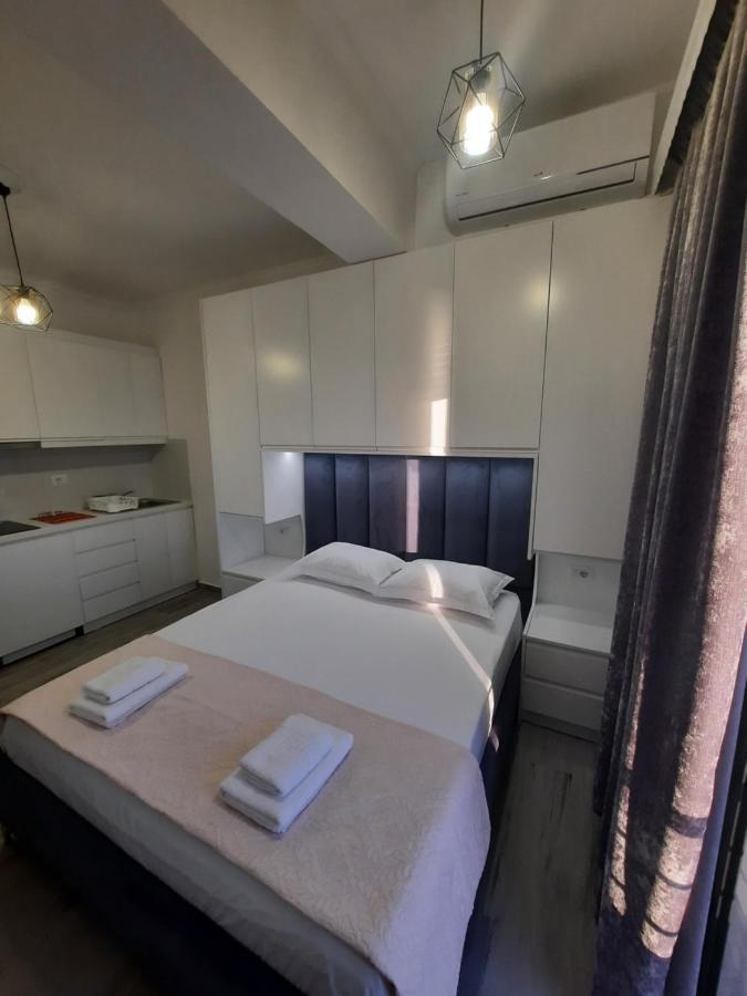 Nora'S Guesthouse Sarandë Eksteriør billede