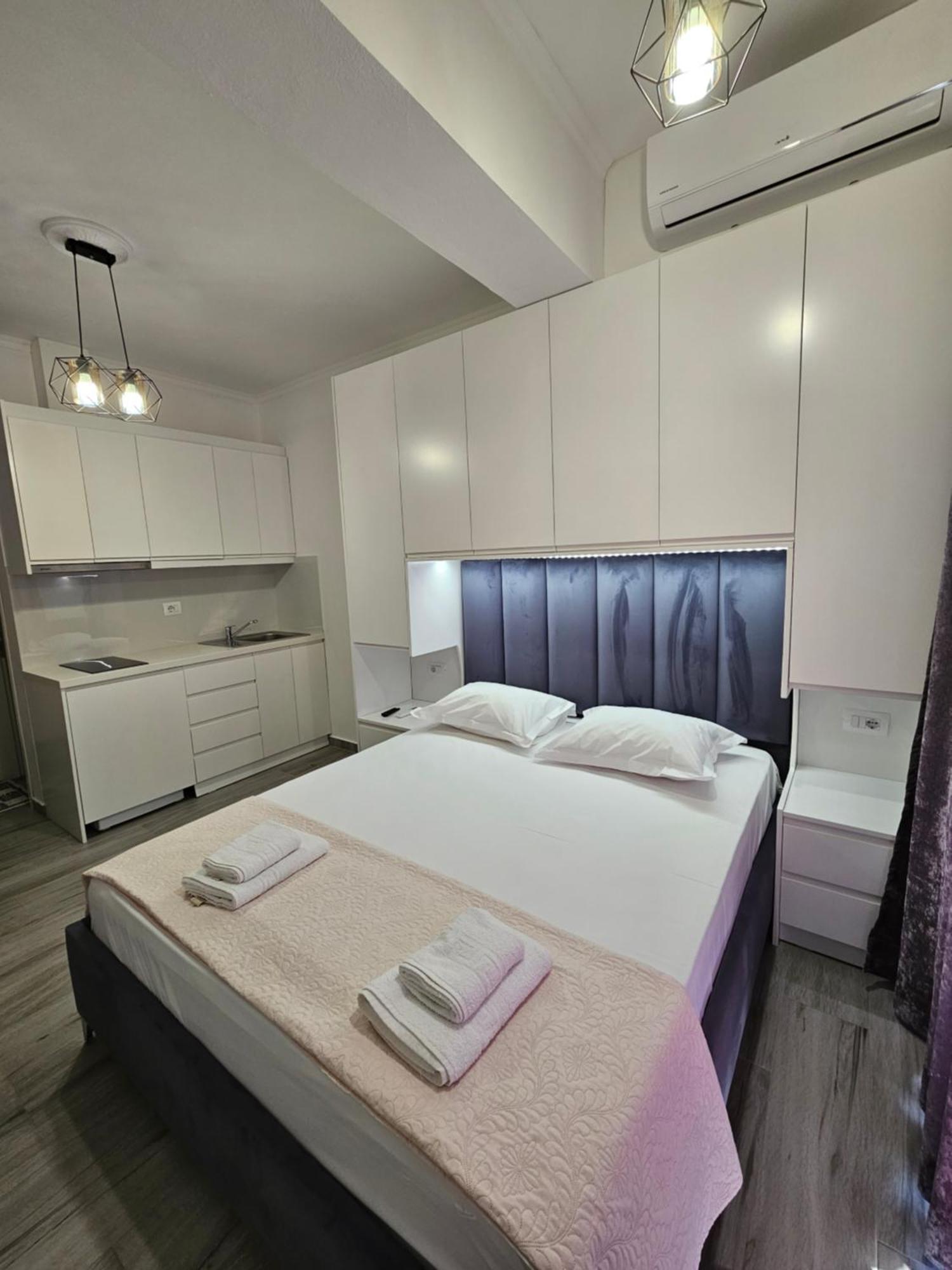 Nora'S Guesthouse Sarandë Eksteriør billede