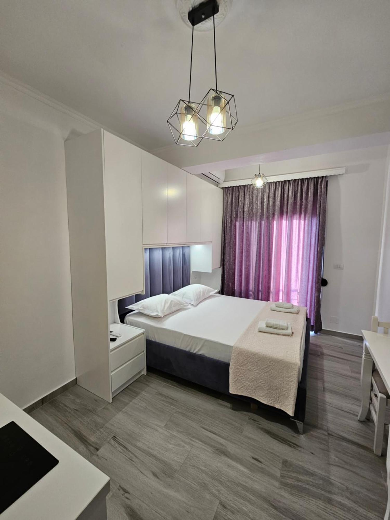 Nora'S Guesthouse Sarandë Eksteriør billede