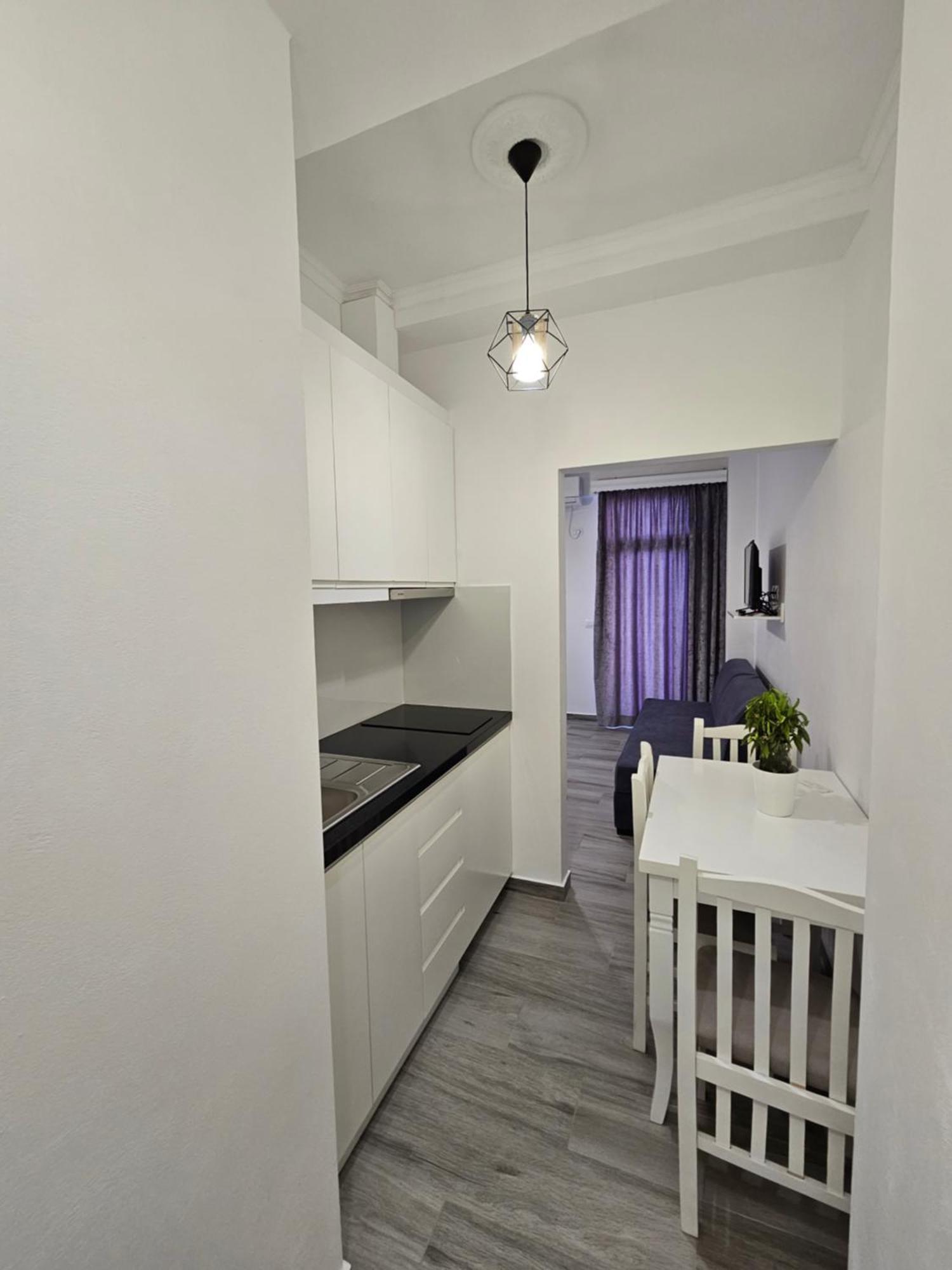 Nora'S Guesthouse Sarandë Eksteriør billede