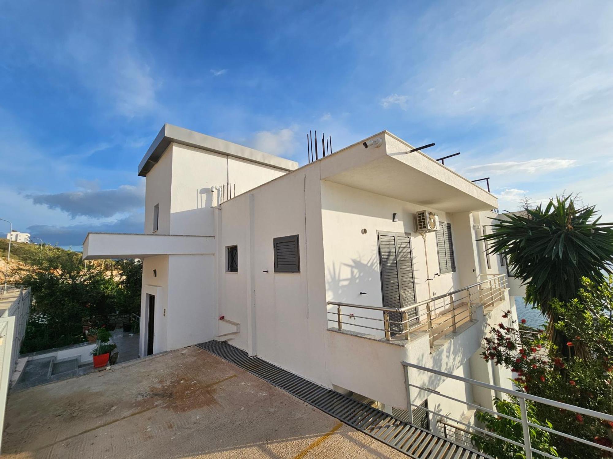 Nora'S Guesthouse Sarandë Eksteriør billede