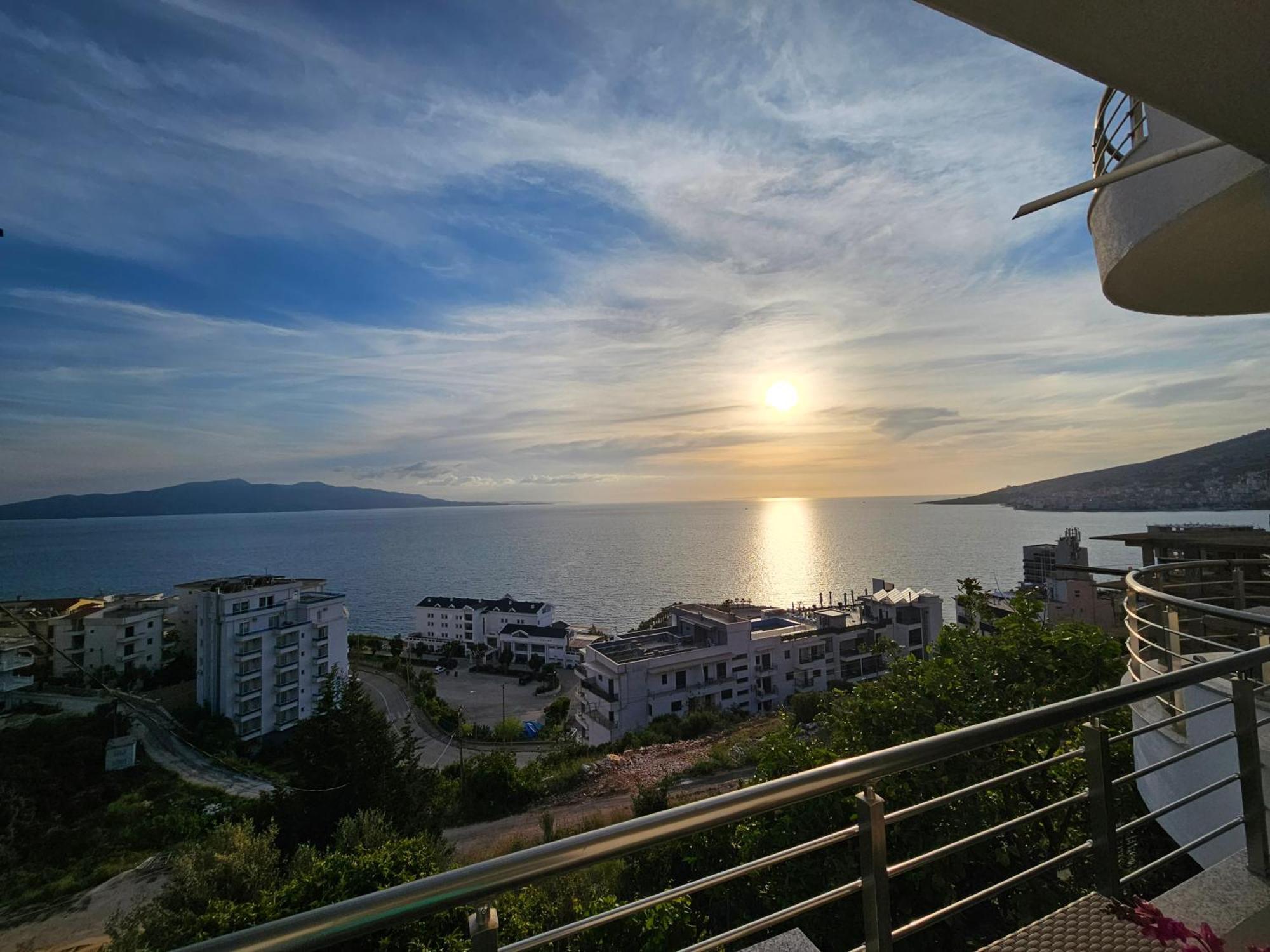 Nora'S Guesthouse Sarandë Eksteriør billede