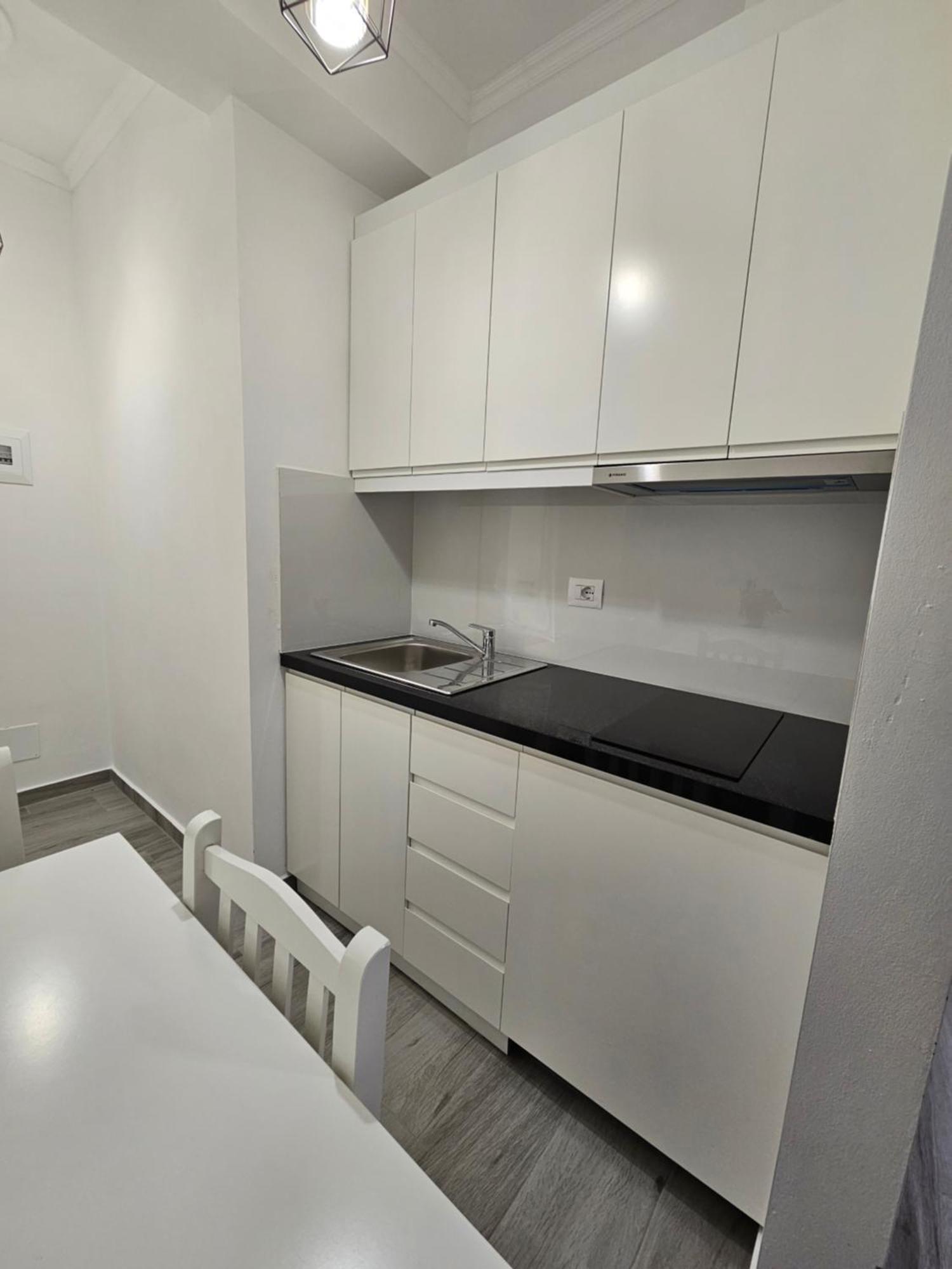 Nora'S Guesthouse Sarandë Eksteriør billede