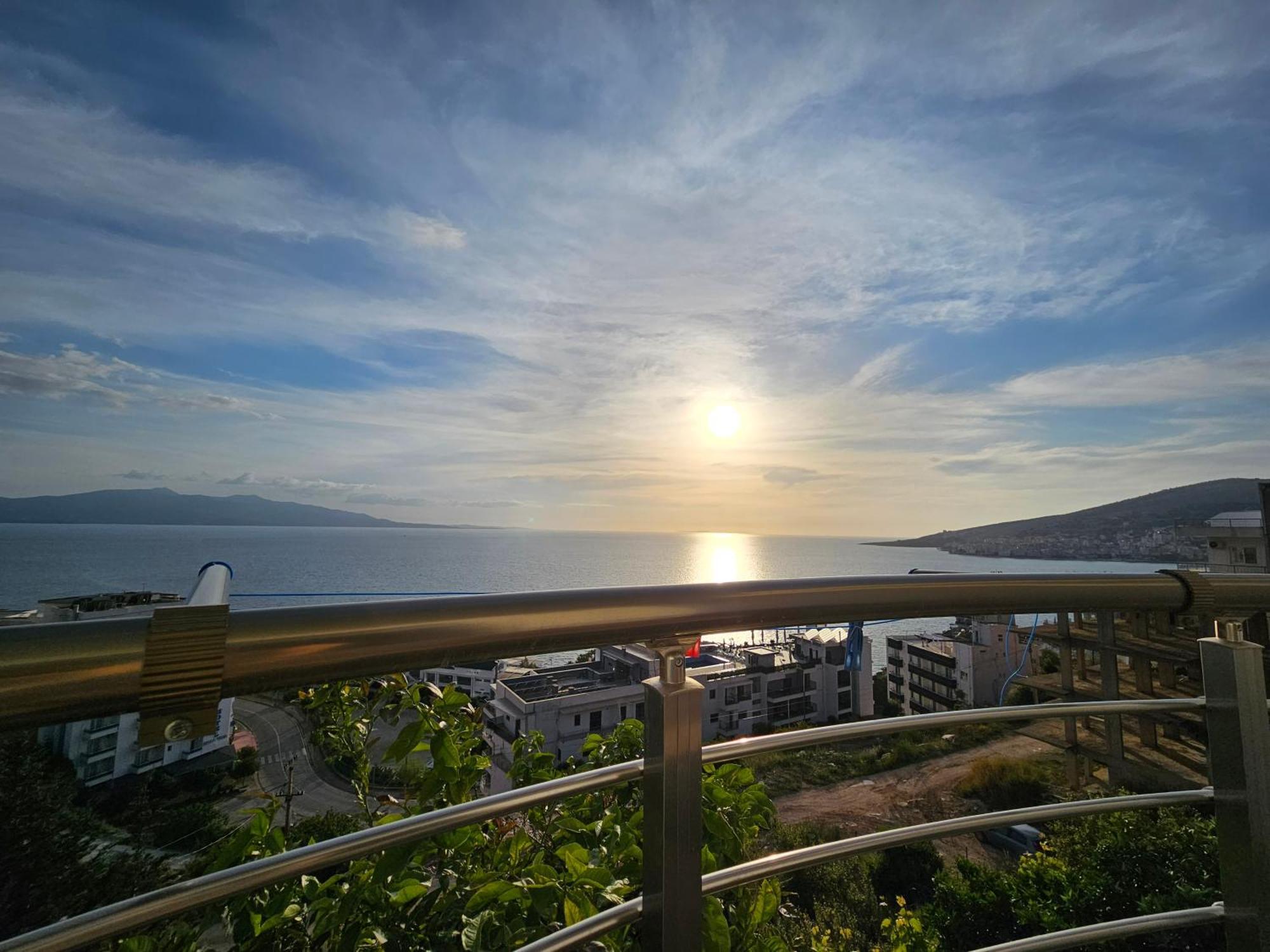 Nora'S Guesthouse Sarandë Eksteriør billede