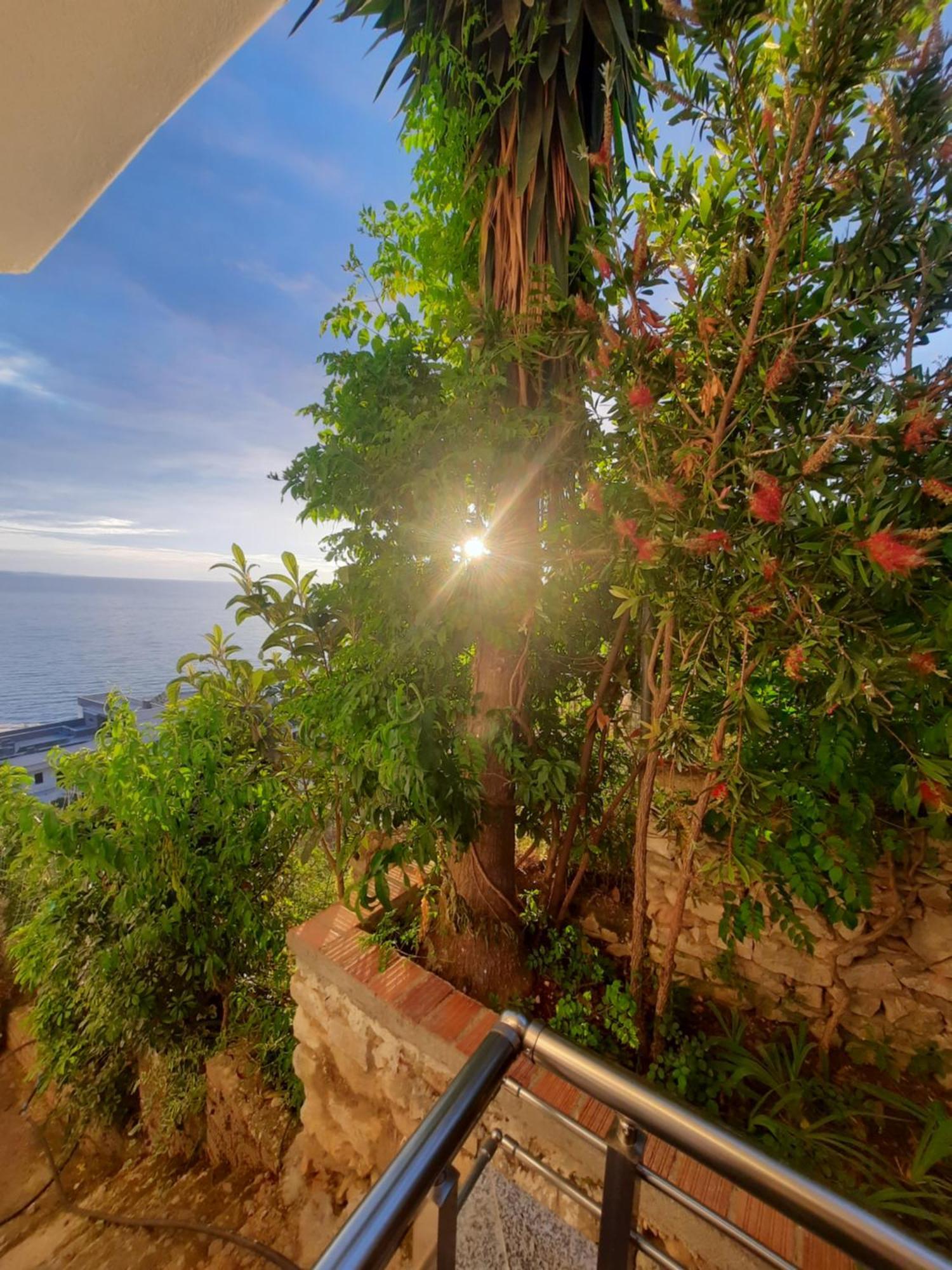 Nora'S Guesthouse Sarandë Eksteriør billede
